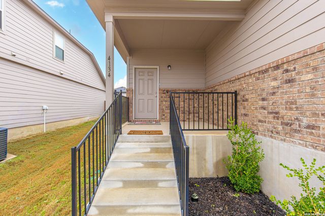 4134 Winchester, Converse, TX 78109