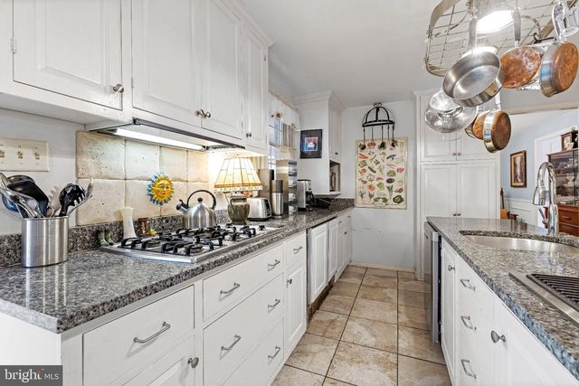 2114 POT SPRING RD, Lutherville Timonium, MD 21093