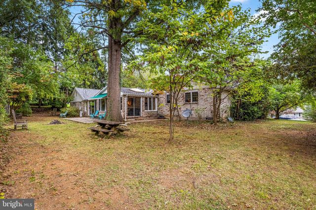 2114 POT SPRING RD, Lutherville Timonium, MD 21093