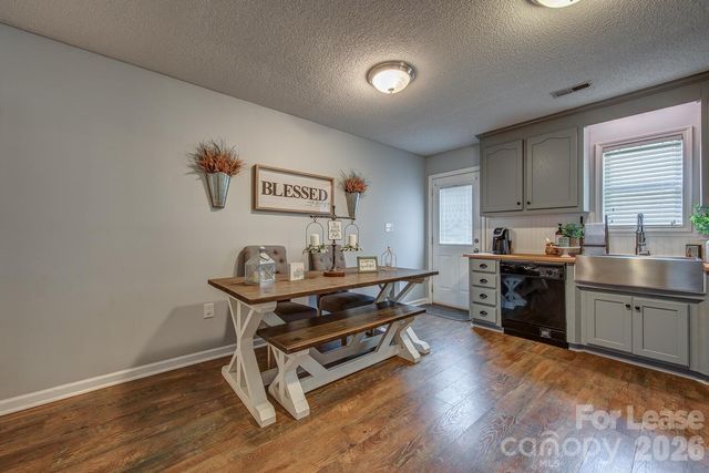 121 Pratt Street, Belmont, NC 28012