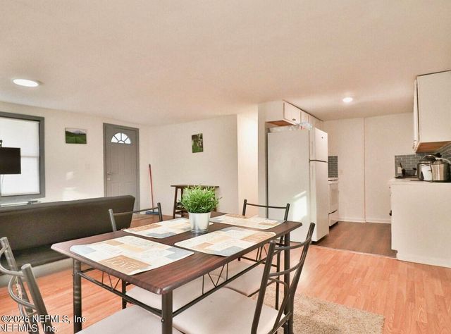 6506 BOB O LINK Road, Jacksonville, FL 32219