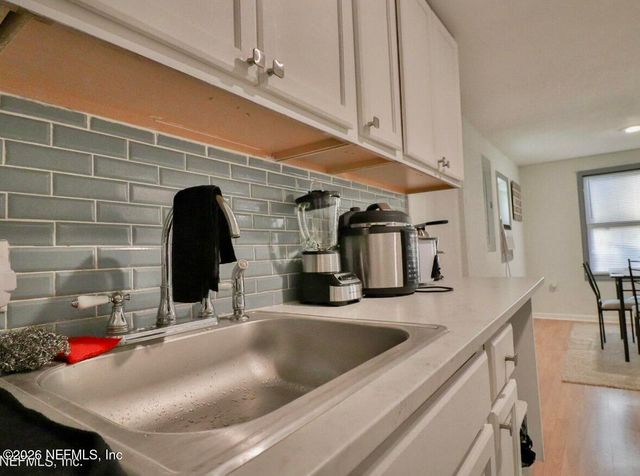 6506 BOB O LINK Road, Jacksonville, FL 32219