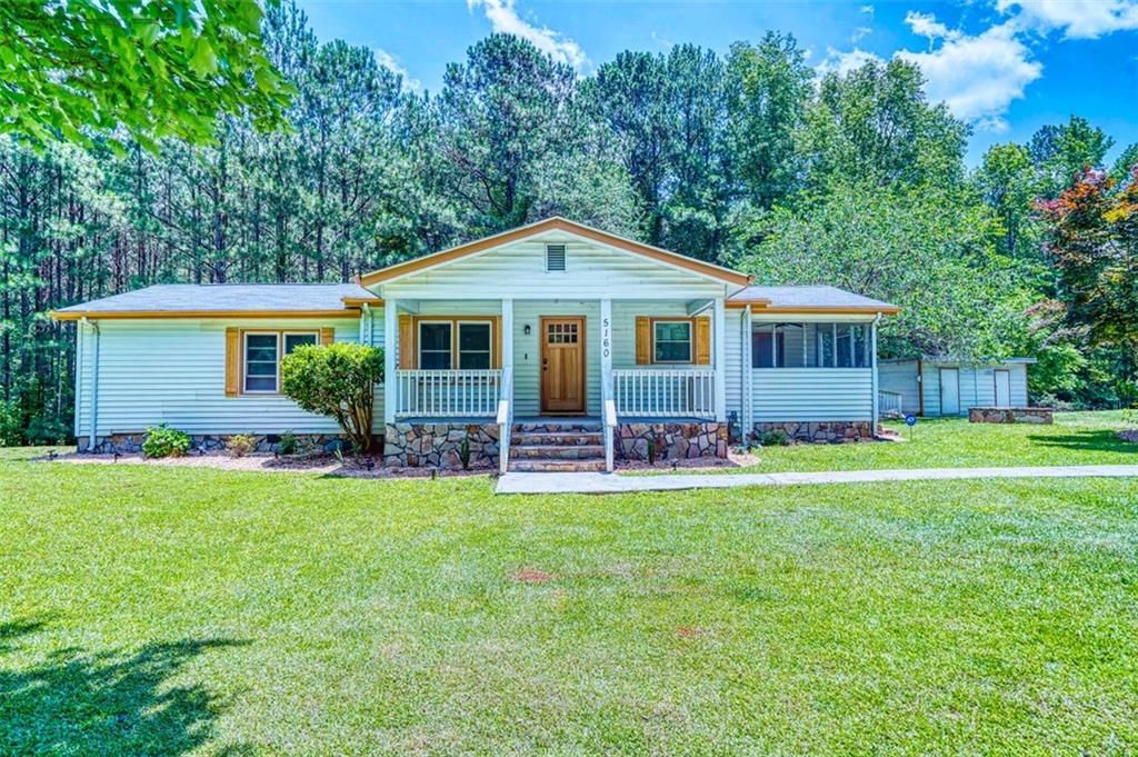 5160 W Chapel Hill Road, Douglasville, GA 30135