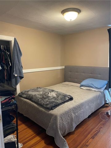 12 Third School Street 2, Bristol, RI 02809