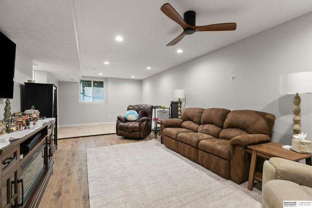 2411 W C Street, Lincoln, NE 68522