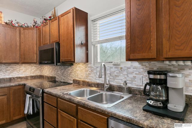 2411 W C Street, Lincoln, NE 68522