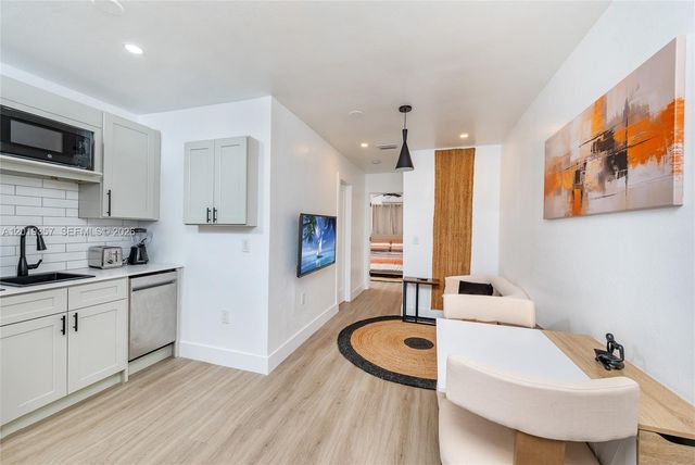3321 NW 19th Terrace, Miami, FL 33125