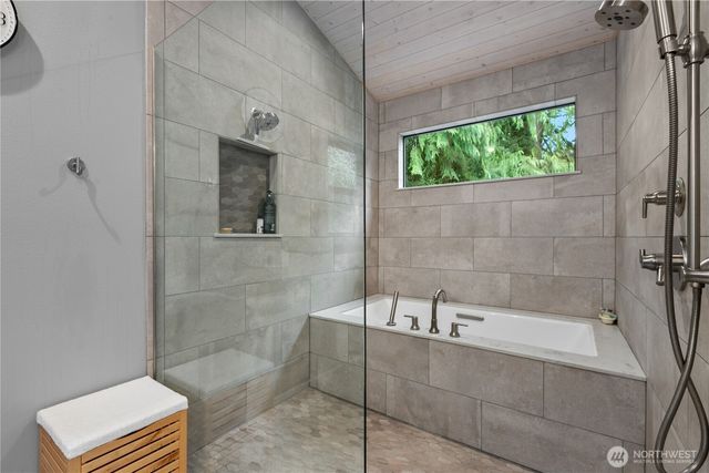 21519 NE 29th Street, Sammamish, WA 98074