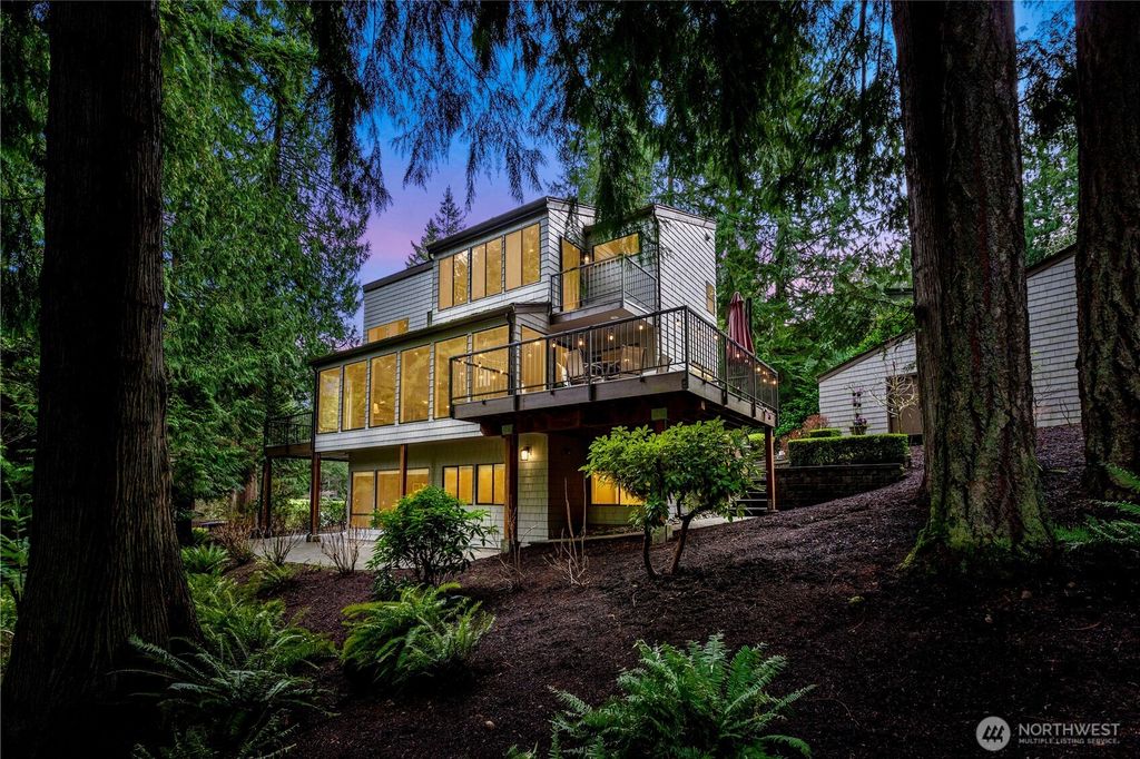 21519 NE 29th Street, Sammamish, WA 98074