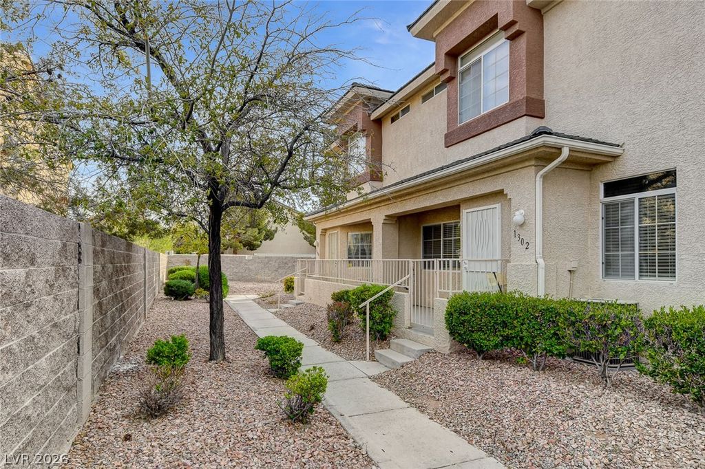 1302 Dusty Creek Street, Las Vegas, NV 89128 — photo 3