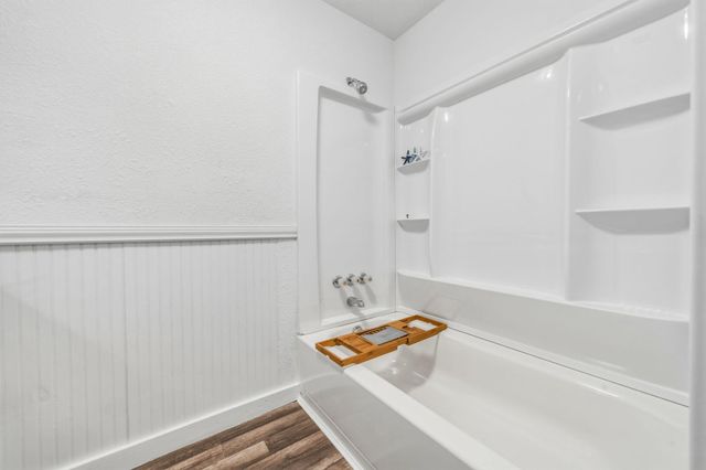 604 Avenue B, Lexington, TX 78947