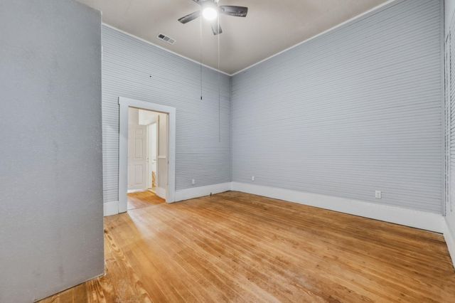 604 Avenue B, Lexington, TX 78947