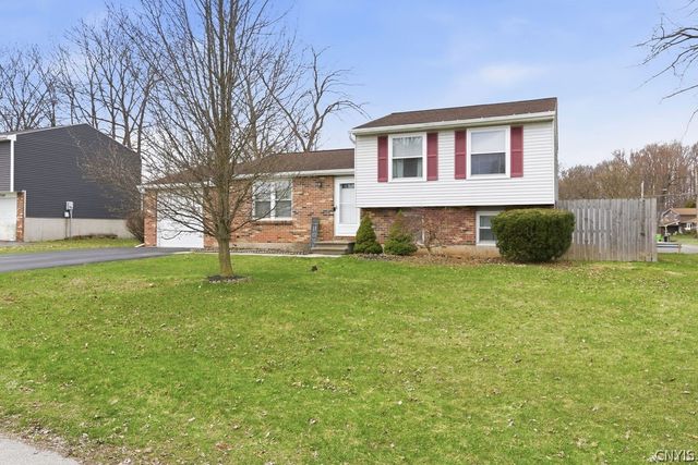 7352 Tomwood Drive, Salina, NY 13090
