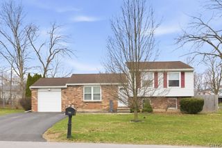 7352 Tomwood Drive, Salina, NY 13090