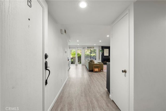 24837 Apple Street B, Newhall, CA 91321