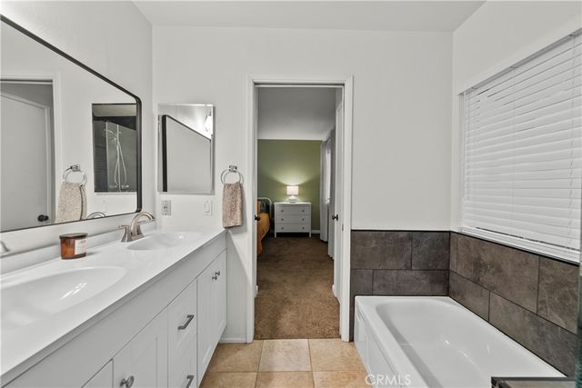 24837 Apple Street B, Newhall, CA 91321