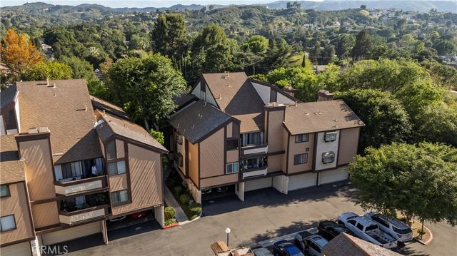 24837 Apple Street B, Newhall, CA 91321