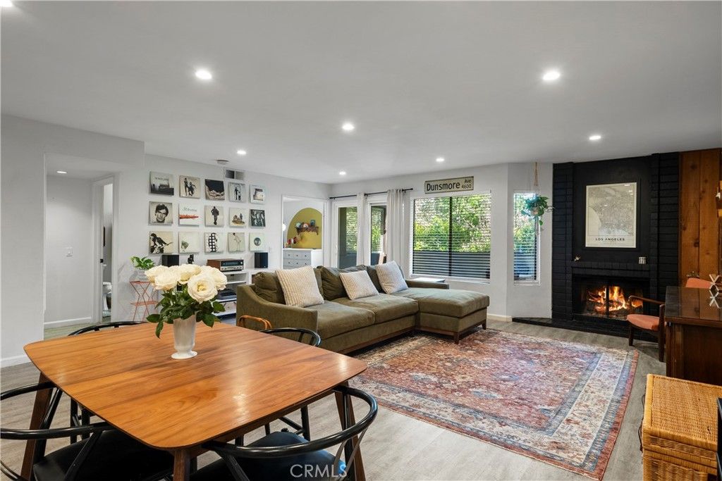 24837 Apple Street B, Newhall, CA 91321