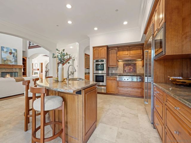 5259 Meadows Del Mar, San Diego, CA 92130