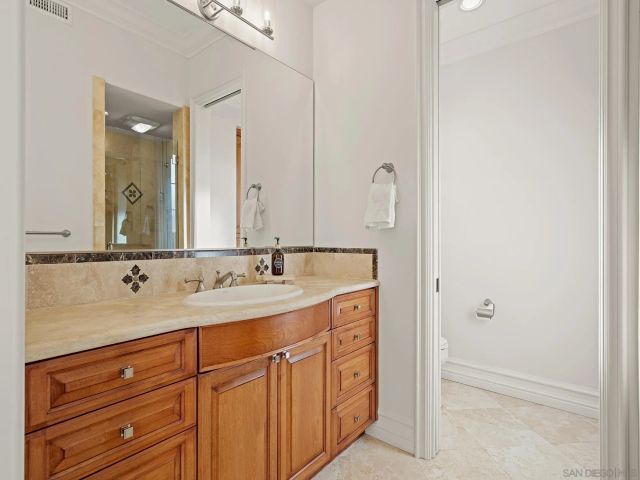 5259 Meadows Del Mar, San Diego, CA 92130