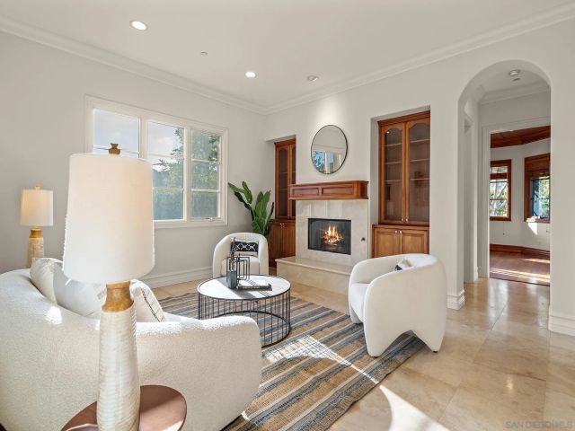 5259 Meadows Del Mar, San Diego, CA 92130