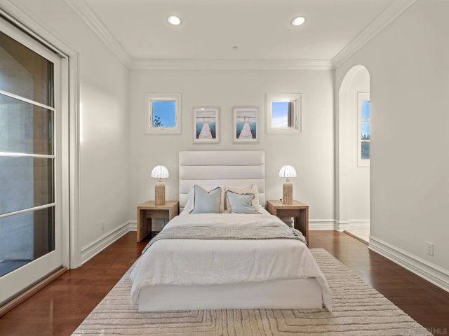 5259 Meadows Del Mar, San Diego, CA 92130