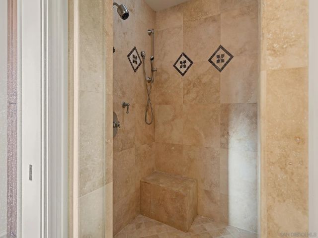 5259 Meadows Del Mar, San Diego, CA 92130