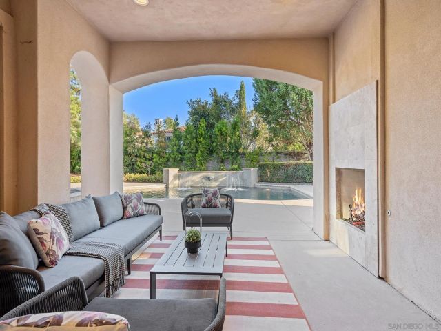 5259 Meadows Del Mar, San Diego, CA 92130