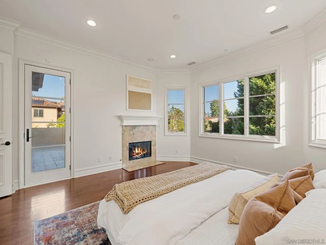 5259 Meadows Del Mar, San Diego, CA 92130