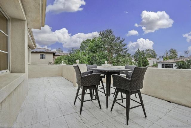 5259 Meadows Del Mar, San Diego, CA 92130