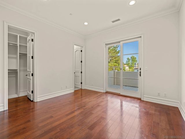 5259 Meadows Del Mar, San Diego, CA 92130
