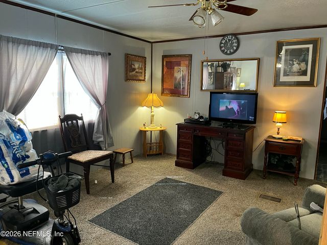 101 HUMMINGBIRD Trail, Crescent City, FL 32112