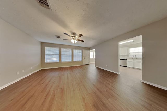 3423 Berry Grove Drive, Spring, TX 77388