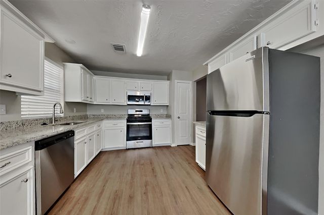 3423 Berry Grove Drive, Spring, TX 77388