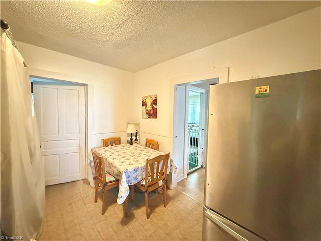 146 Patterson Avenue, Liberty, NC 27298