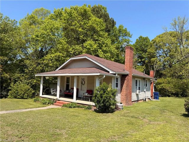 146 Patterson Avenue, Liberty, NC 27298
