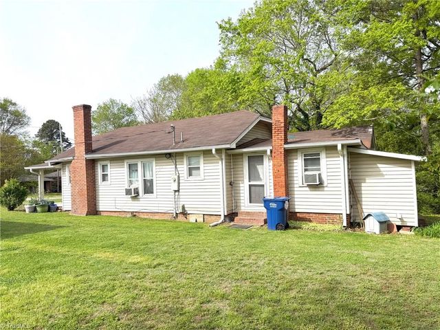 146 Patterson Avenue, Liberty, NC 27298