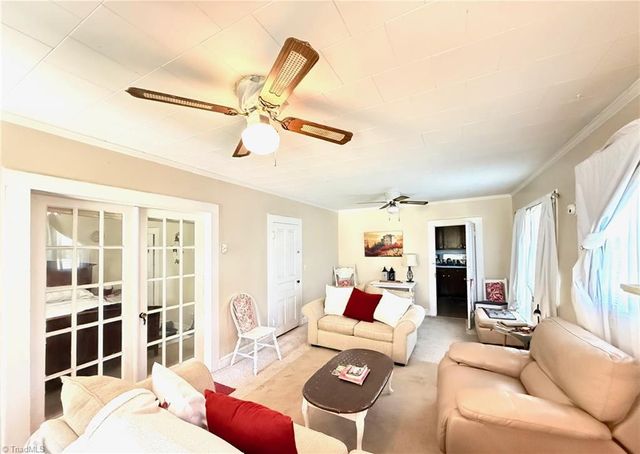 146 Patterson Avenue, Liberty, NC 27298
