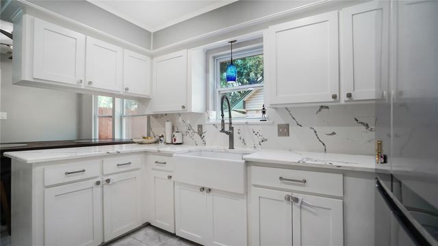 9223 Petersham Drive, Houston, TX 77031