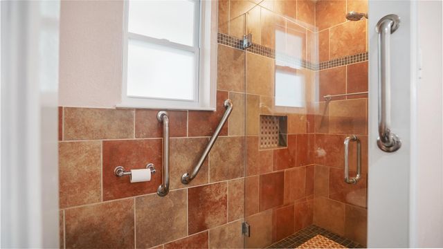 9223 Petersham Drive, Houston, TX 77031