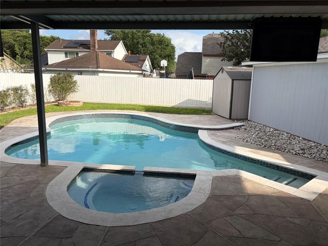 9223 Petersham Drive, Houston, TX 77031