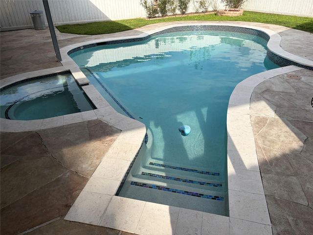 9223 Petersham Drive, Houston, TX 77031