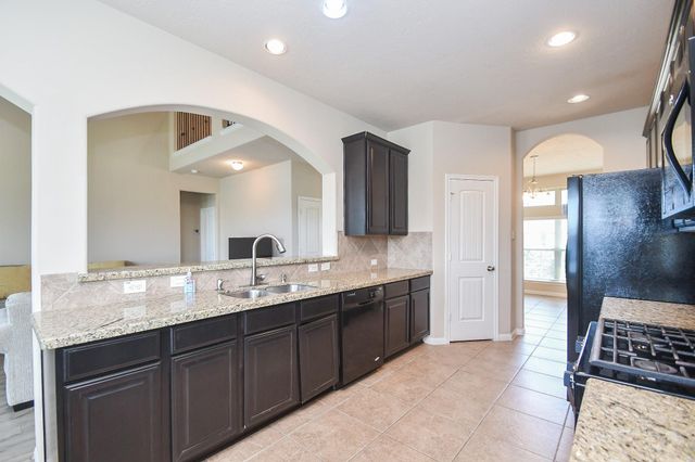 3938 Amalfi Shores Court, Missouri City, TX 77459