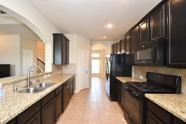 3938 Amalfi Shores Court, Missouri City, TX 77459