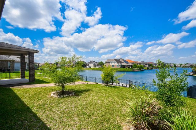 3938 Amalfi Shores Court, Missouri City, TX 77459