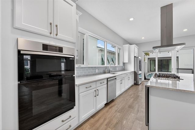 5917 CAT CLAW LANE, Bradenton, FL 34210