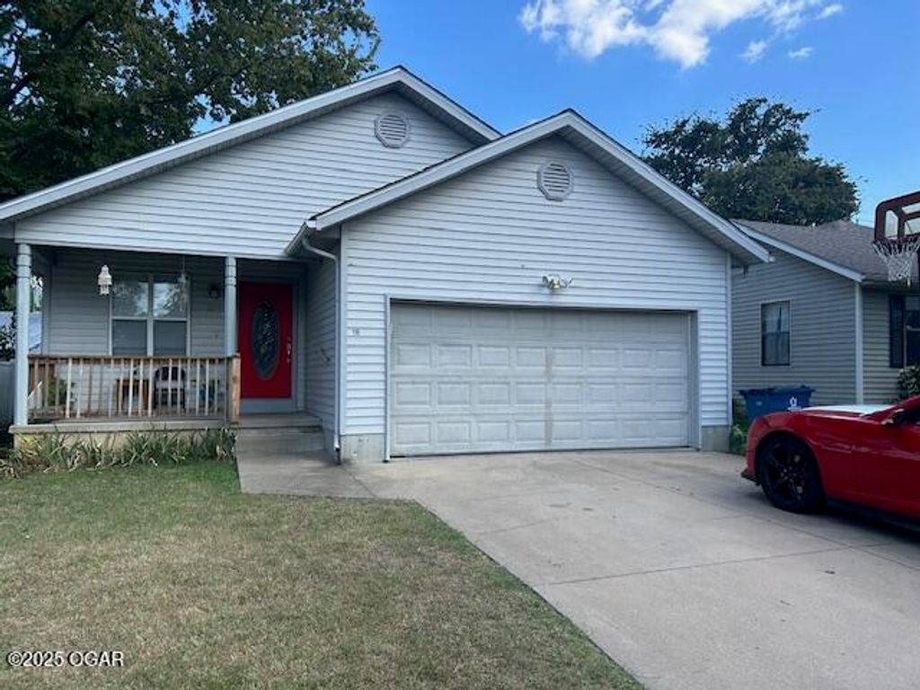 719 S Jefferson Avenue, Joplin, MO 64801