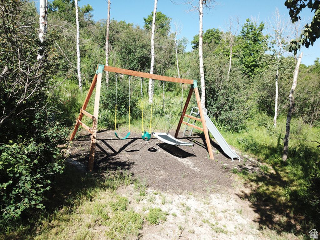 Image 18 of property listing at 28 MOOSE HORN RD, #28, Coalville, UT 84017