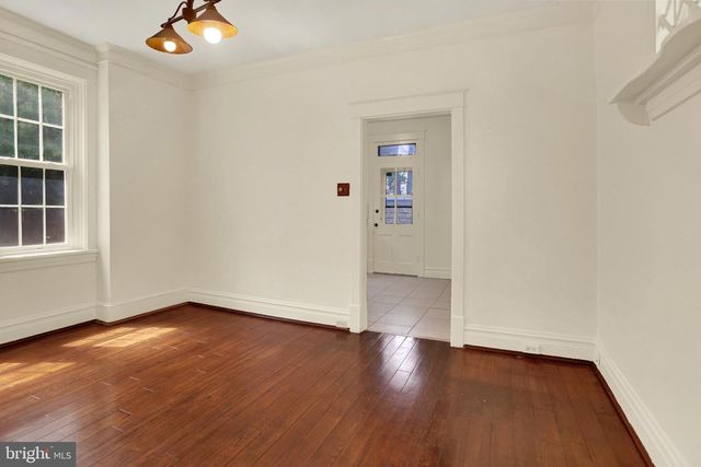 2708 LEXINGTON ST, Harrisburg, PA 17110