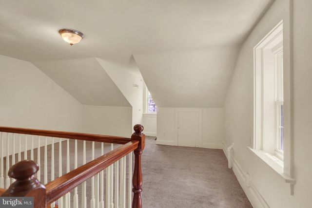2708 LEXINGTON ST, Harrisburg, PA 17110